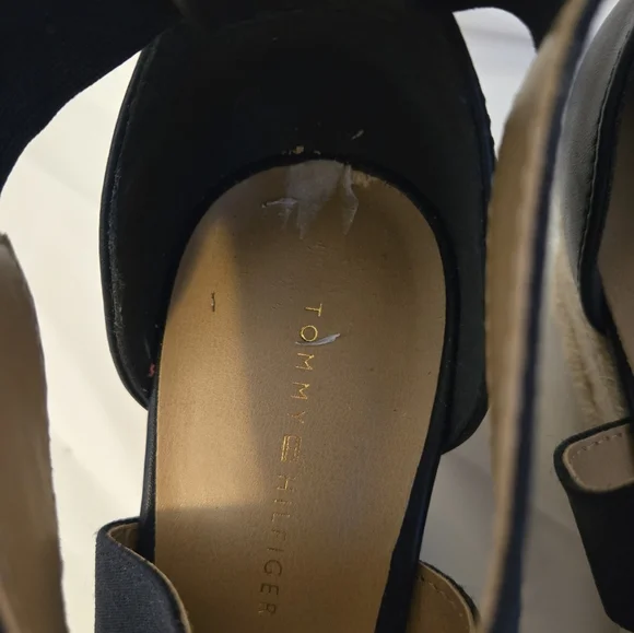 Tommy Hilfiger Yemina Espadrille Wedge Sandals | NWOT | Size 6 - Picture 7 of 8
